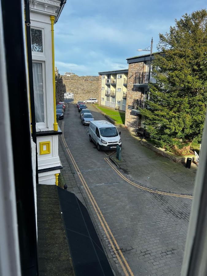 Caer Menai Hotel Caernarfon Ngoại thất bức ảnh