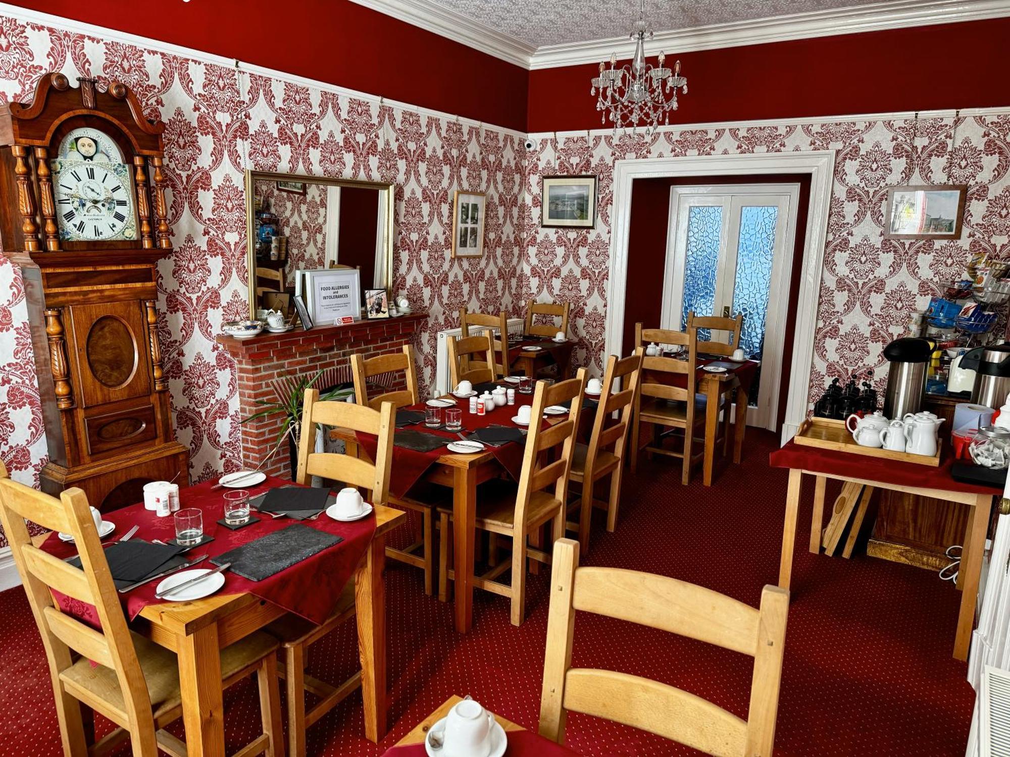 Caer Menai Hotel Caernarfon Ngoại thất bức ảnh