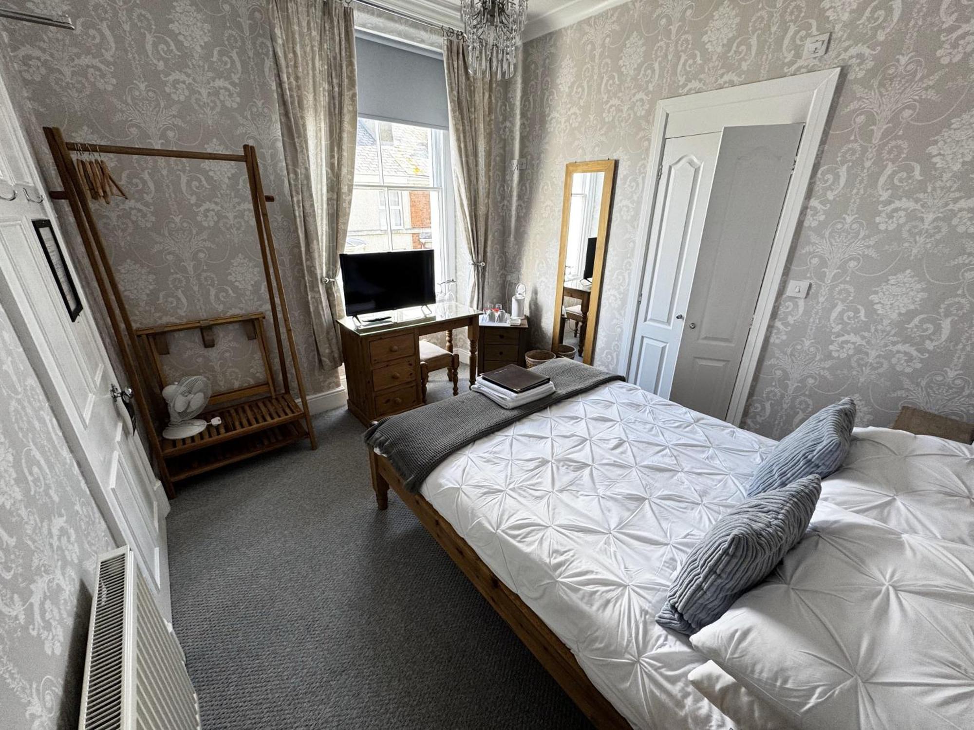 Caer Menai Hotel Caernarfon Ngoại thất bức ảnh